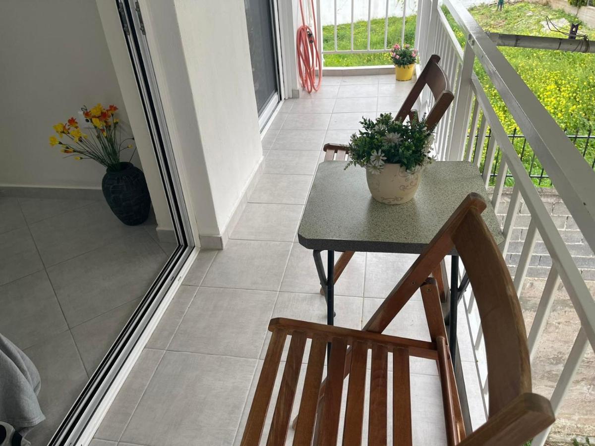 Cozy Apartment In Nea Palatia-Oropo Exterior foto