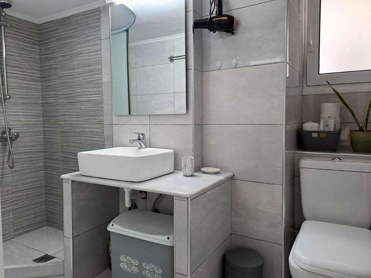 Cozy Apartment In Nea Palatia-Oropo Exterior foto
